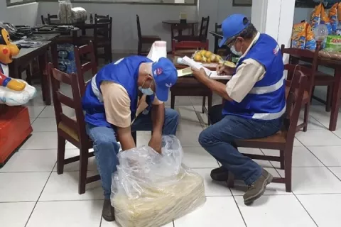 Vigilancia en venta de alimentos durante las Mil Polleras