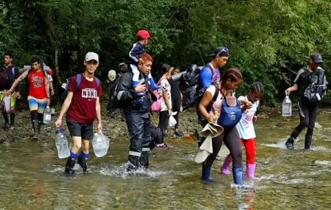 Migración irregular en Panamá baja a inicios de 2024