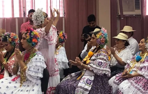 Prohíben proselitismo político en el Desfile de Mil Polleras