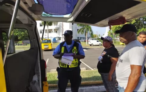 ATTT inicia período de inspección de buses colegiales