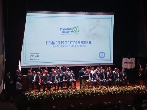Un pacto que para varios candidatos es 'letra muerta'