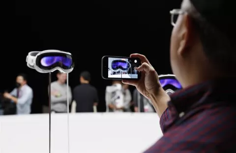 Gafas de realidad virtual de Apple saldrán el 2 de agosto