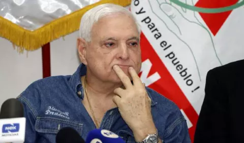 Sittón: 'El mundo mira lo que pasa con Martinelli en Panamá'