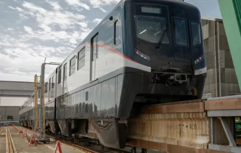 Primer tren tipo monorriel para la Línes 3 ya está en Panamá