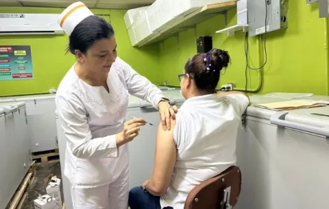 Minsa reporta 1,092 casos nuevos de covid-19 y 10 fallecidos