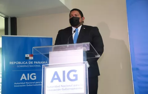 AIG: ¿En qué consistía su plan maestro para acaparar pagos?