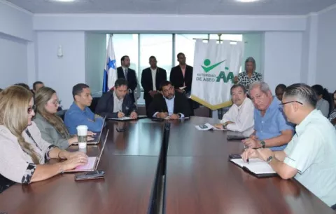 AAUD se reúne con empresas para la gestión de Cerro Patacón