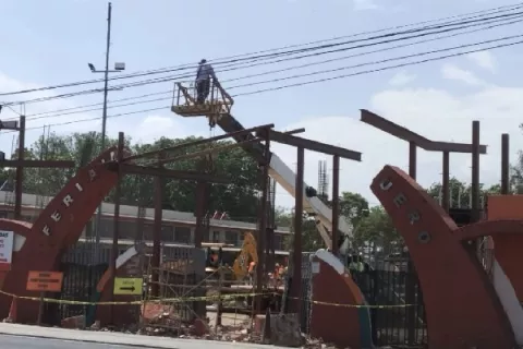 Polémica por la demolición de la histórica fachada de la Feria de Azuero