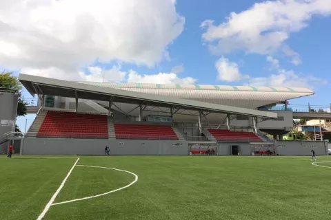 El estadio 'Candela' Gil vuelve a abrir totalmente renovado