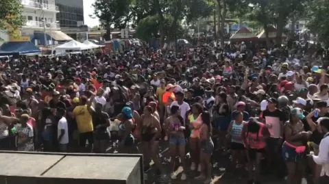 Provincias listas para celebrar sus carnavalitos