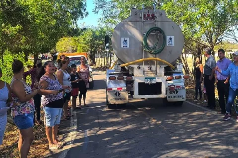 Piden mejoras a servicio de agua potable en Chitré 