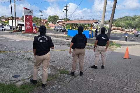 Acaban con la vida de un hombre en la parada de buses en Nuevo México, Colón