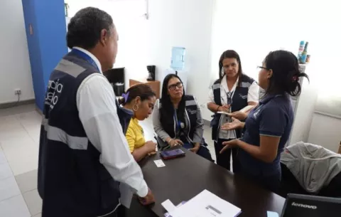  Defensoría evalúa abrir queja por inhabilitación en acceso al pago de becas