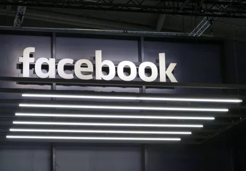 Indonesia aprueba que Google y Facebook paguen por noticias locales