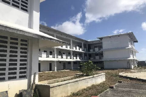 Colegio de Los Pozos tampoco empezará clases, pero habrá protestas 