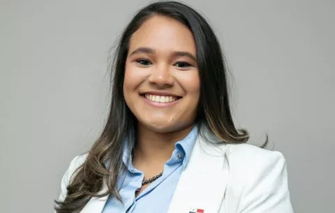 Cortizo designa a viceministra del Ministerio de la Mujer