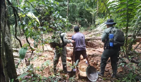 Colón: operativo de control y vigilancia por minería ilegal