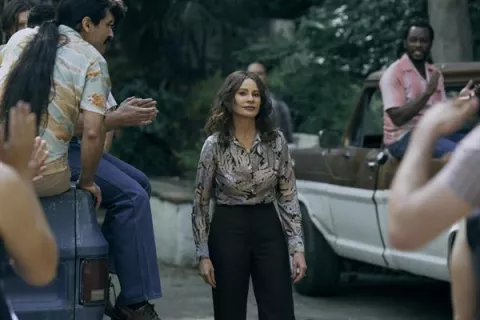 'Griselda' revive el violento Miami de los narcos de los 80