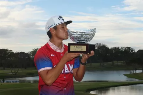 Isaías Salinda, campeón del Panama Championship 