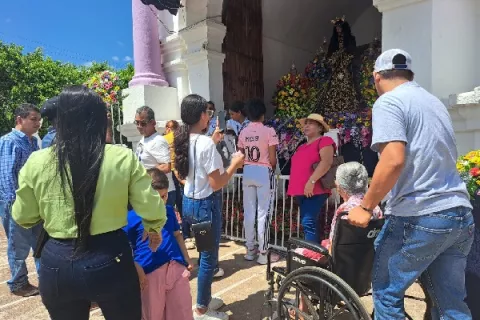 Devoción, fe en el primer Domingo de Cuaresma en Atalaya