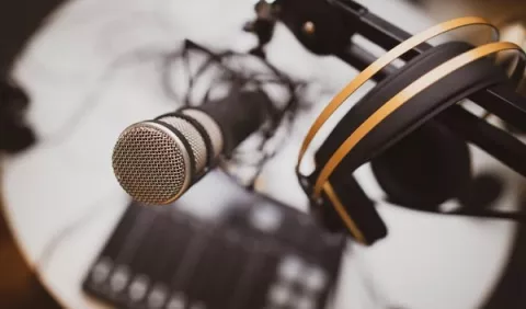 Pódcast: el formato que reinventó la radio cumple 20 años