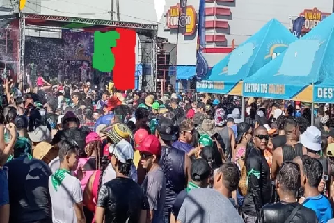 Seguridad, agua y rumba en los carnavales de Chitré y Santiago