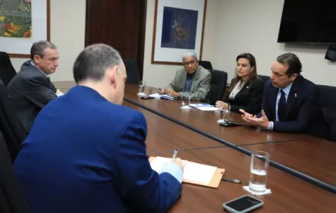 Gobierno será quien coordine las visitas guiadas a mina