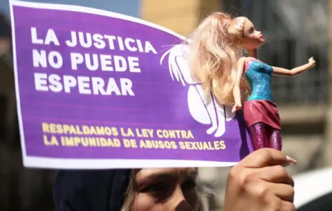 Caen europeos que difundían imágenes de abuso sexual infantil