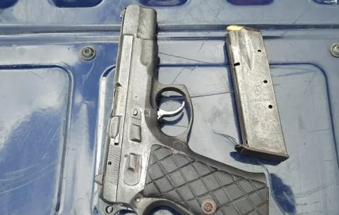 Hombre queda preso por portar arma ilegal  en Colón 
