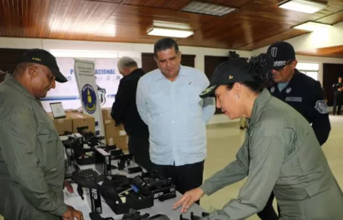 Cuestionan 'secretismo' y falta de transparencia  en compra de armas