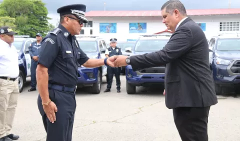 Presentan denuncia penal por compra de armas para la Policía