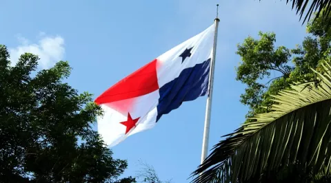 Bandera en el Cerro Ancón tendrá nueva asta