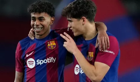 Pau Cubarsí  y Laminie Yamal, las perlas del Barcelona 