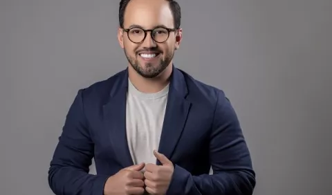 Carlos Mayz presentó 'El poder de ser visible'