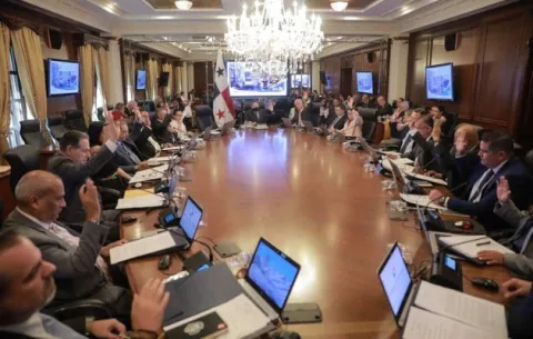  Consejo de Gabinete aprobó la creación del Canal Seco 