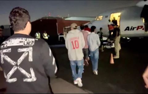   Deportan a 784 de extranjeros por no cumplir requisitos migratorios
