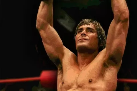'Garra de hierro', con Zac Efron, estrenó en Panamá