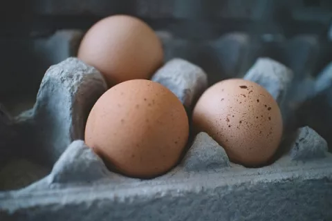 Panameños compran huevos y carnes de res y cerdo más caros