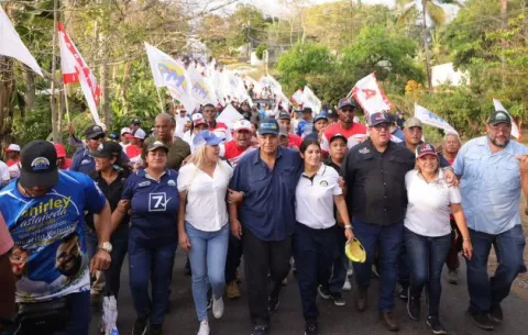  Burunga contará con seguridad, transporte y agua potable  