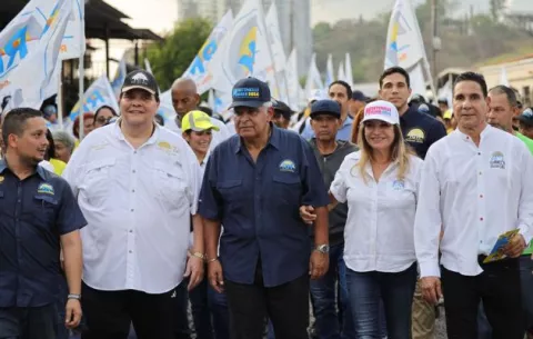  Mulino reitera que hospital de mascota será realidad 