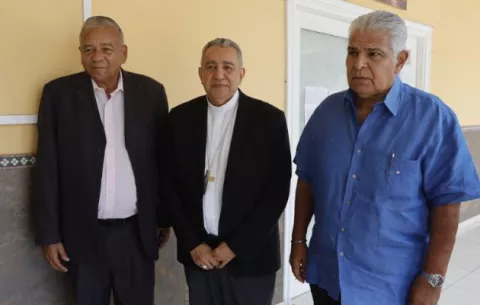   Iglesia Católica se reúne con Mulino y hace llamado a respetar el proceso electoral 