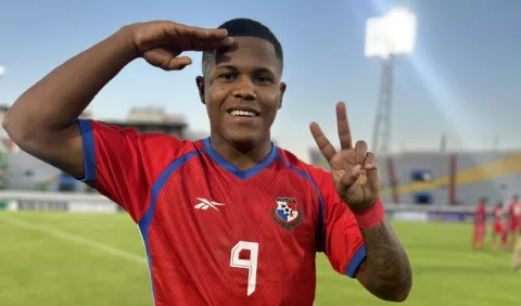 Khaiser Lenis la novedad de Panamá para Final Four