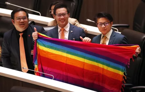 Tailandia aprueba la ley de matrimonio igualitario