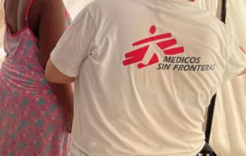 Polémica rodea salida de Médicos Sin Fronteras de Darién