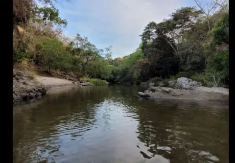 Piden inspección por supuesta extracción de agua ilegal en San Carlos