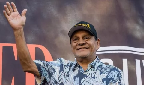 Roberto 'Manos de Piedra' Durán gana otra pelea