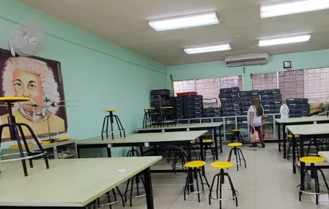 Paro de labores en el Colegio Stella Sierra de Arraiján