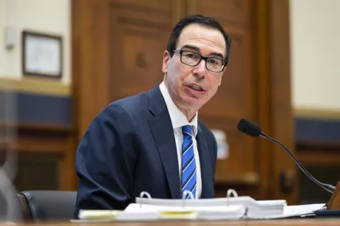 Exsecretario del Tesoro de EE.UU., interesado en TikTok