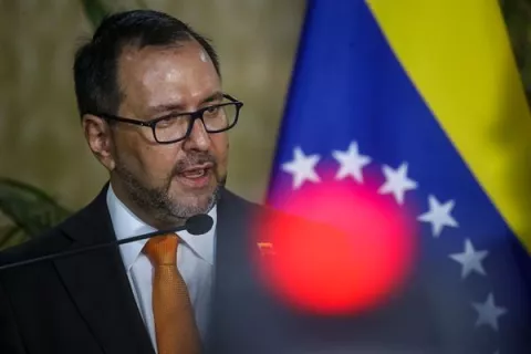 Venezuela veta su espacio aéreo a Argentina