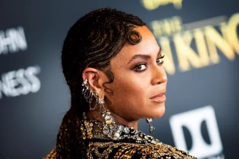 Beyoncé: nº 1 en ventas con su nuevo álbum